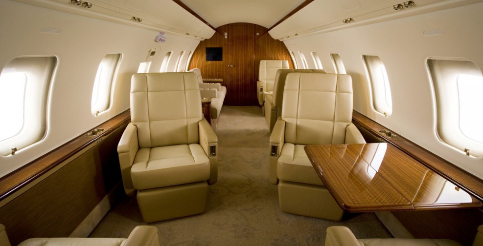 Bombardier Challenger 605